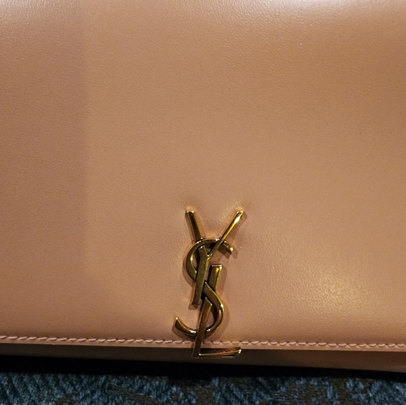 YSL Wallet on Chain - Picture 3 of 12